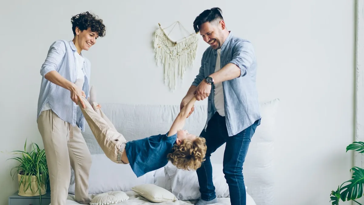 Sommeil de l'enfant : les durées par âge et ce qui l'améliore